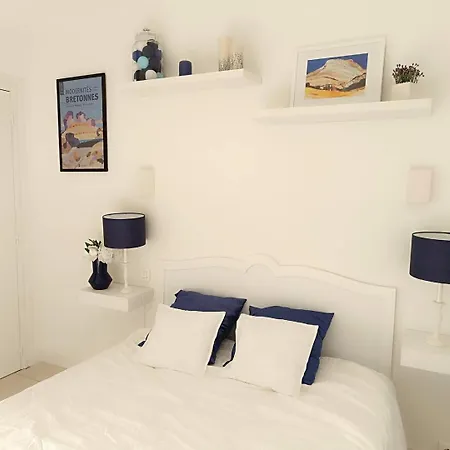Apartament Bel Avec Parking Wifi Au Centre-ville De - Ref 938 *